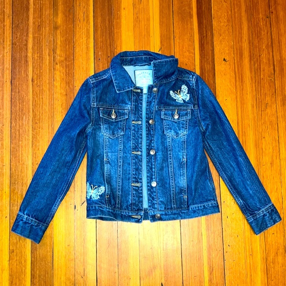 Jean Jacket - Picture 1 of 4
